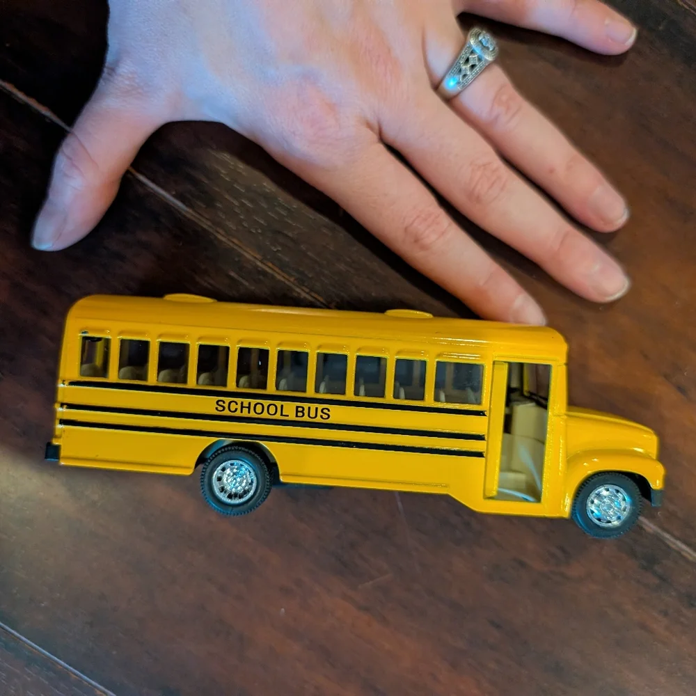 Yellow School Bus Pull Back Toy